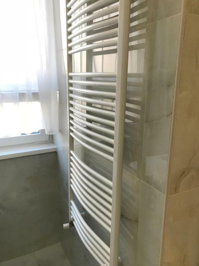 Ella Apartman Дебрецен Экстерьер фото